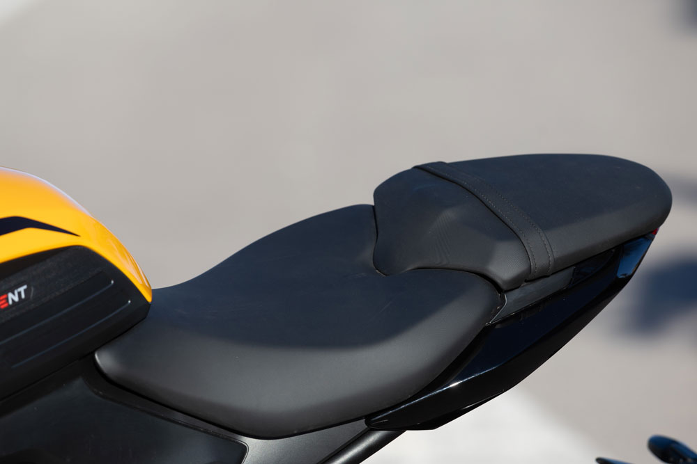2026 Triumph Trident 660 seat 2026 Triumph Trident 660 seat